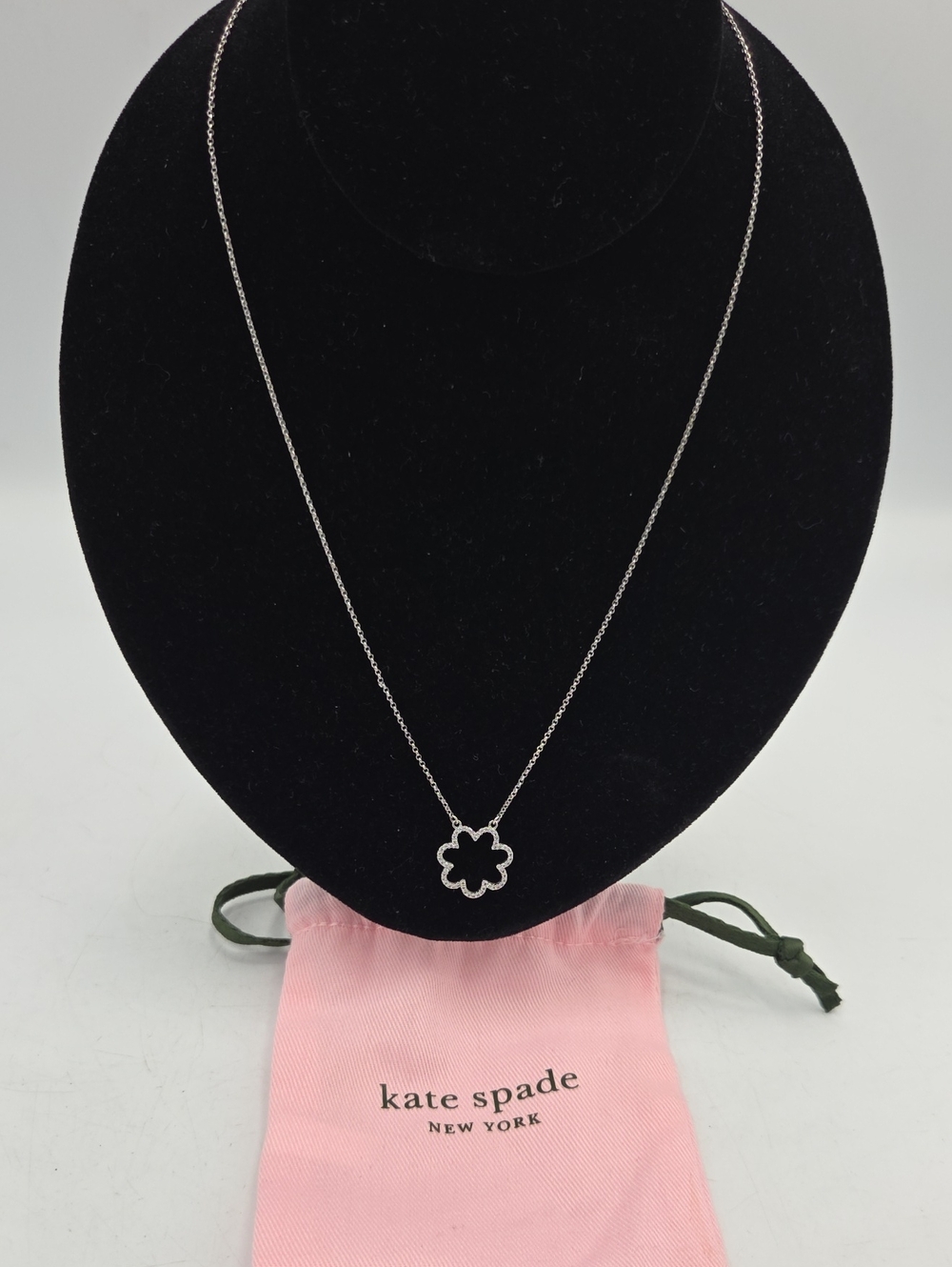 kate spade Scrunched Scallops Silver Pendant Necklace